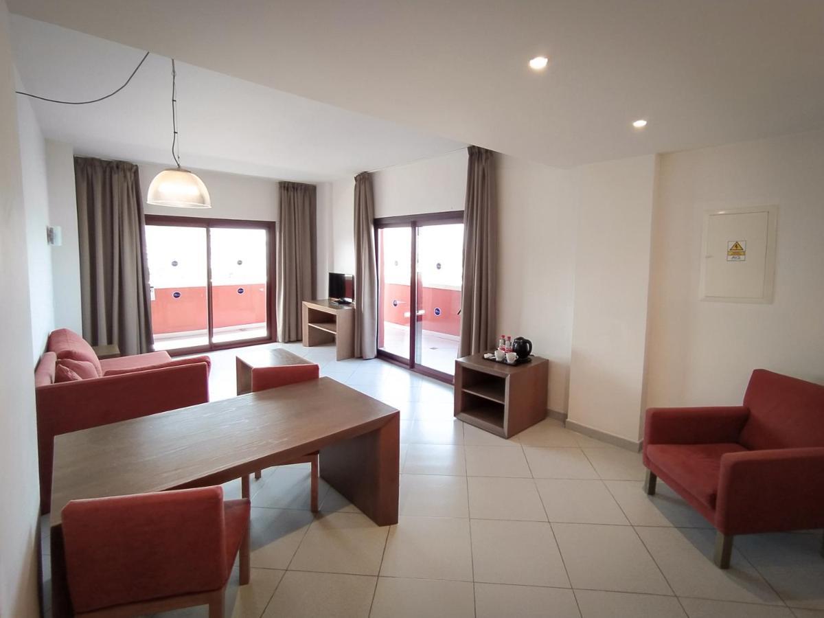 Hotel Ohtels Campo De Gibraltar à La Línea de la Concepción Extérieur photo