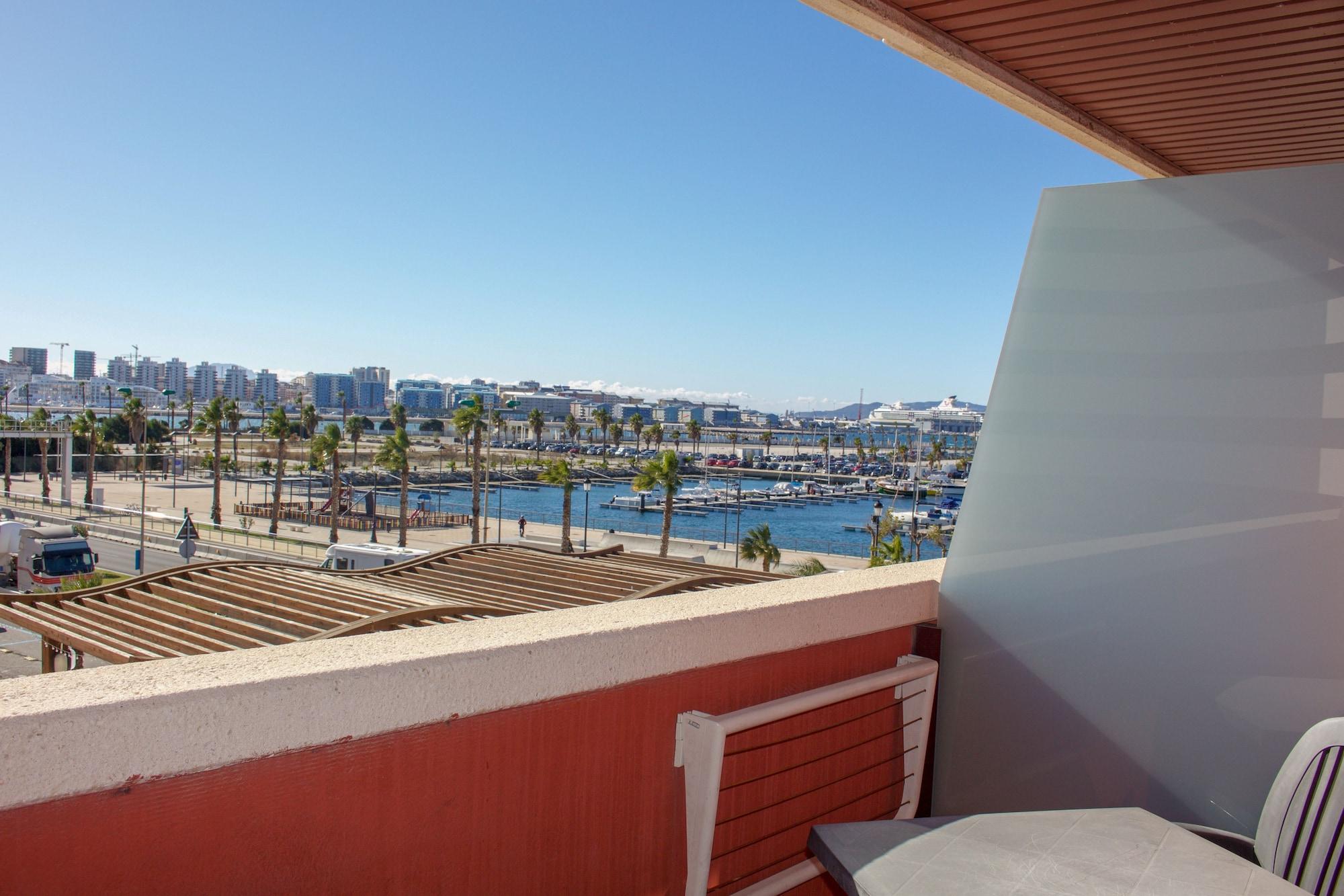 Hotel Ohtels Campo De Gibraltar à La Línea de la Concepción Extérieur photo