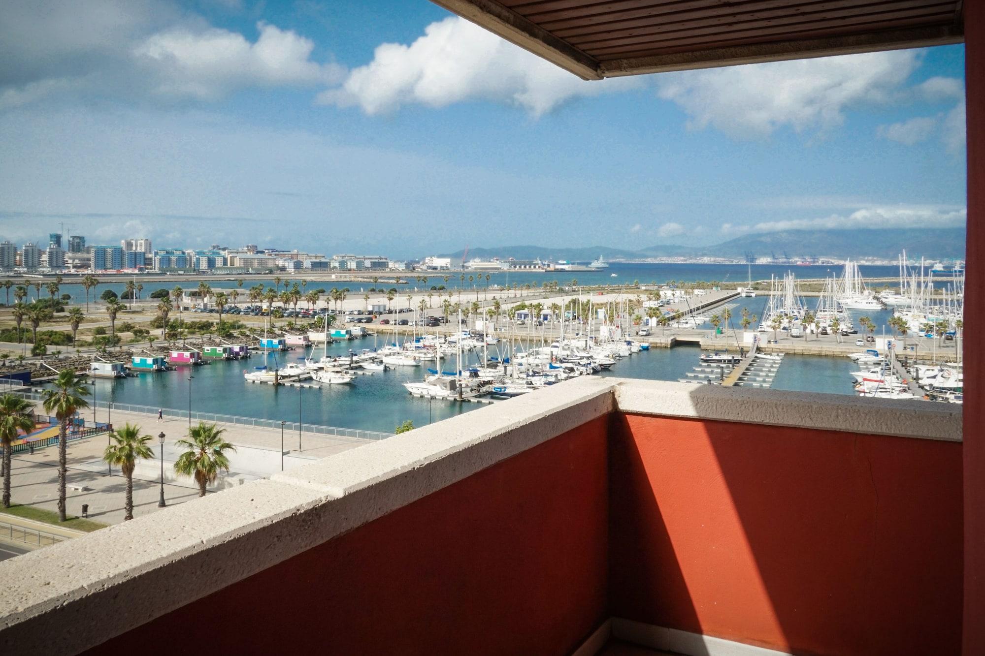 Hotel Ohtels Campo De Gibraltar à La Línea de la Concepción Extérieur photo