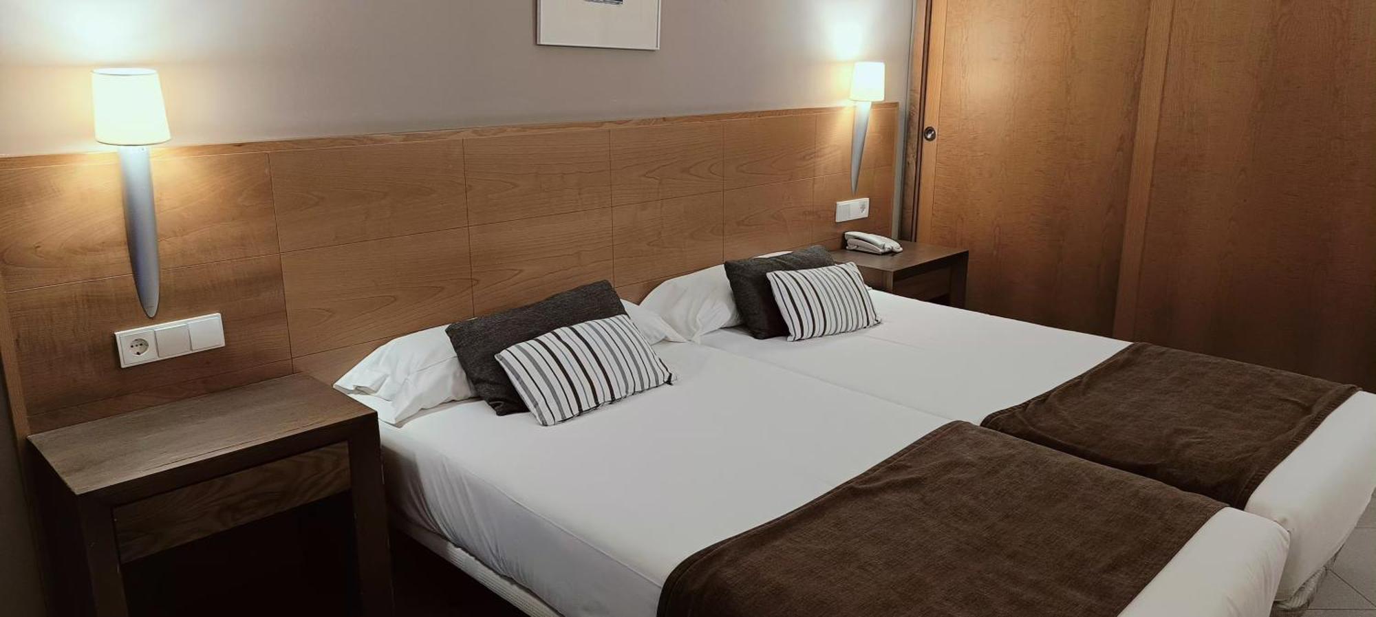 Hotel Ohtels Campo De Gibraltar à La Línea de la Concepción Extérieur photo