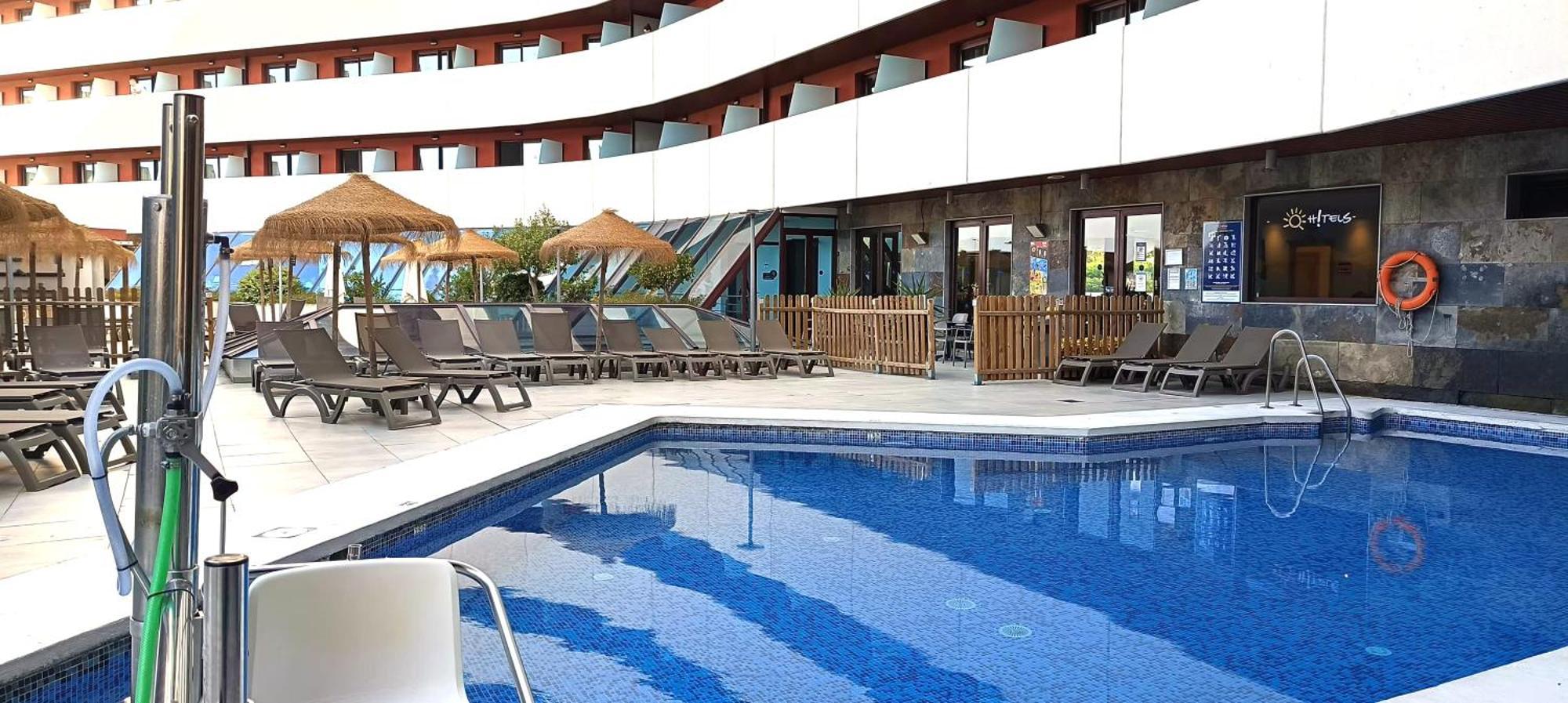 Hotel Ohtels Campo De Gibraltar à La Línea de la Concepción Extérieur photo