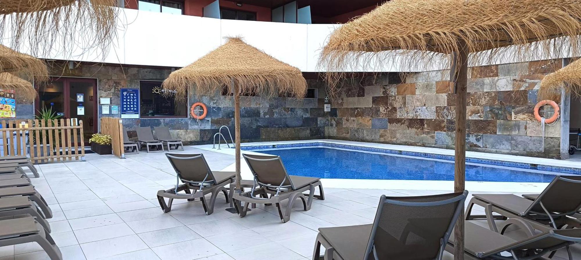 Hotel Ohtels Campo De Gibraltar à La Línea de la Concepción Extérieur photo