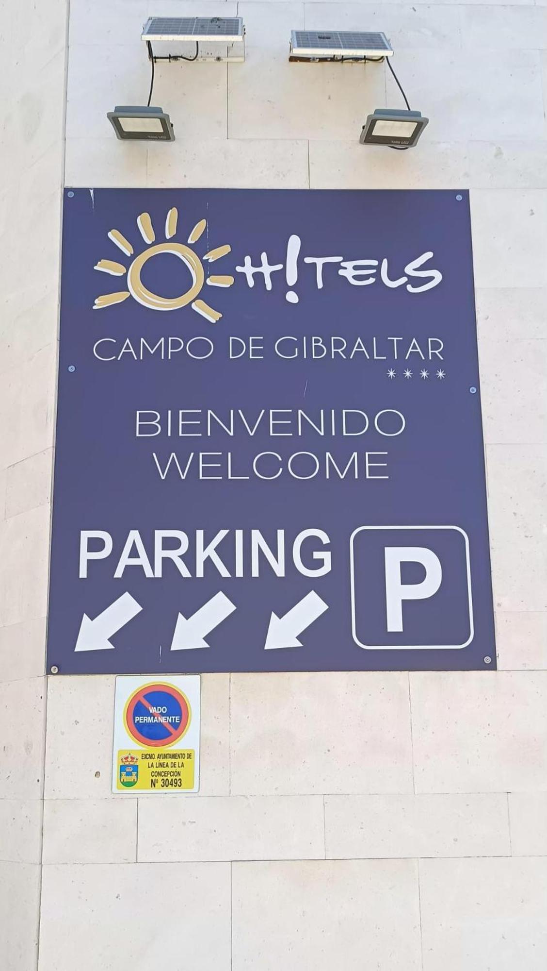 Hotel Ohtels Campo De Gibraltar à La Línea de la Concepción Extérieur photo